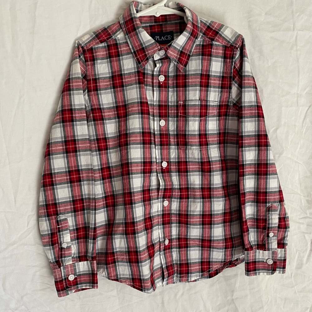 Boys Children’s Place Long sleeve button down dress shirt size M (7-8)